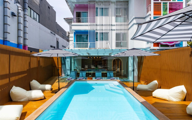 The Tint at Phuket town