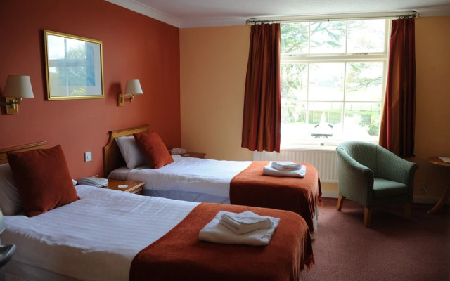 Oriel Hotel