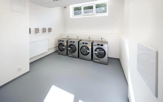 Wellness studio! Finnish sauna, Whirlpool, Gym & more!