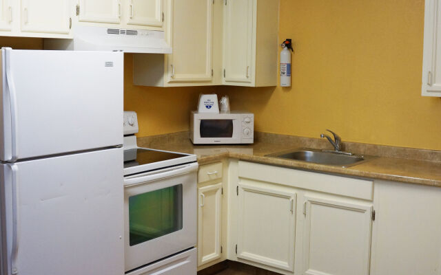 Americas Best Value Inn & Suites Anchorage Airport