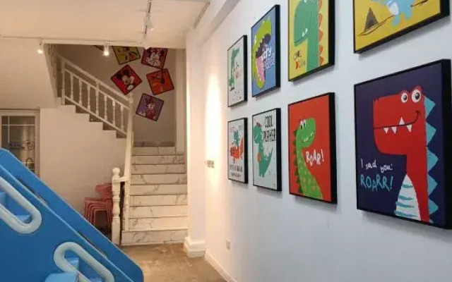 Little Chiang Mai Sky Mirror Store (Yangshuo West Street Longtoushan Wharf Store)