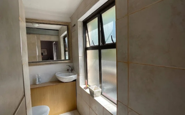 Room-living In Camps Bay Summer