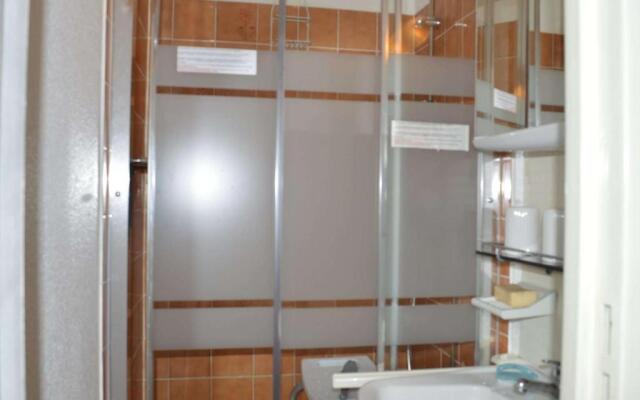 Appartement Le Grau-du-Roi, 2 pièces, 4 personnes - FR-1-250-136