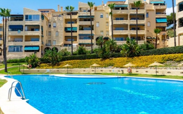 Apartment - 2 Bedrooms with Pool and WiFi - 107805