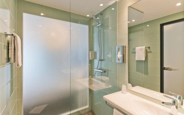 Super 8 by Wyndham Oberhausen am Centro