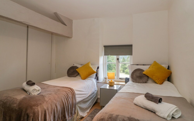 Pentre Court Cottage