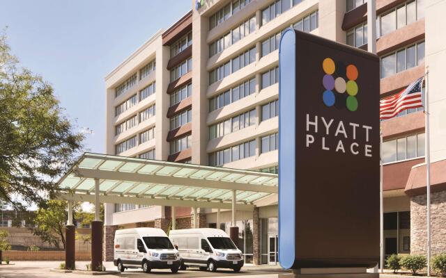 Hyatt Place Chicago/O'Hare Airport