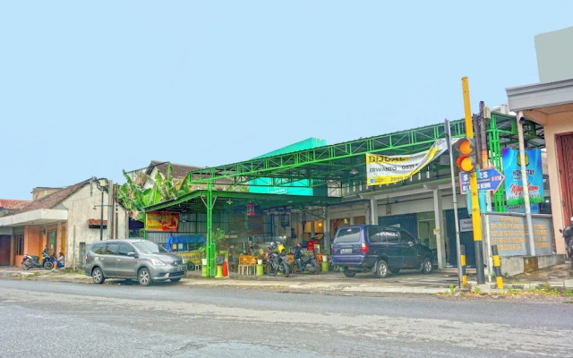 OYO 91683 Wijaya Kusuma Homestay