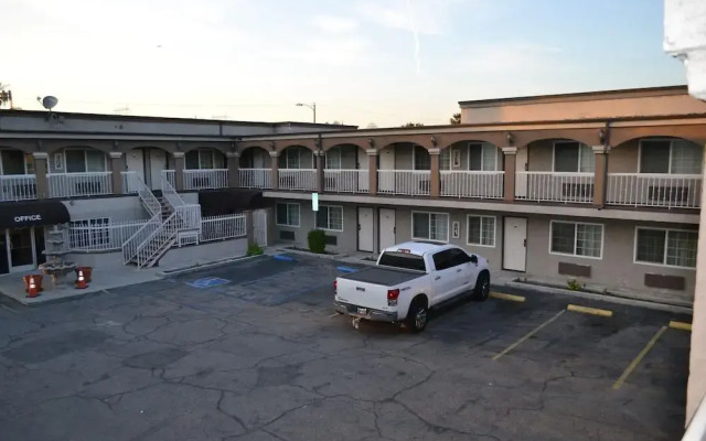 Bell Gardens Inn Los Angeles - Bell Gardens