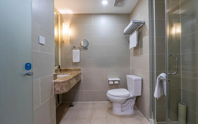 Hanting Hotel Shanghai Caohejing Yishan Road