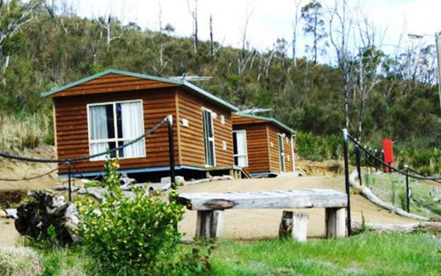 Hobart Bush Cabins