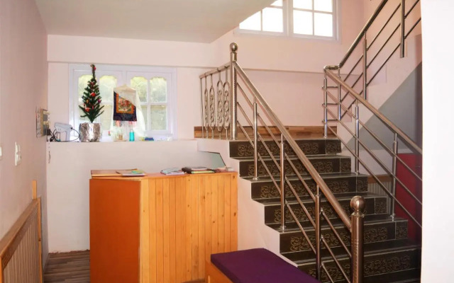 Rufina Lachung De'Crown