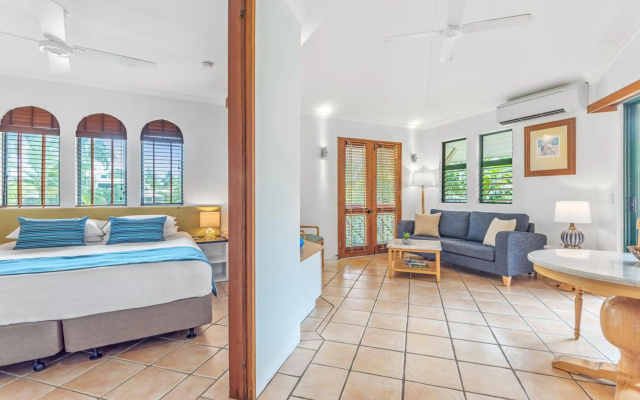 Martinique on Macrossan – Guest Rooms – Port Douglas