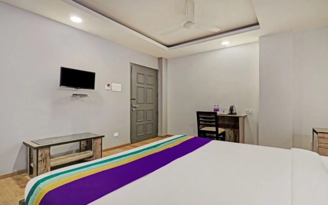 Treebo Tryst Grand Majesty