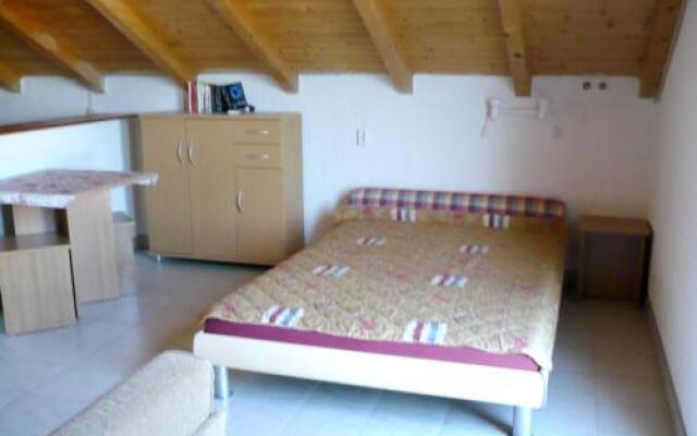 Apartment Obala Petra Kresimira Iv 2