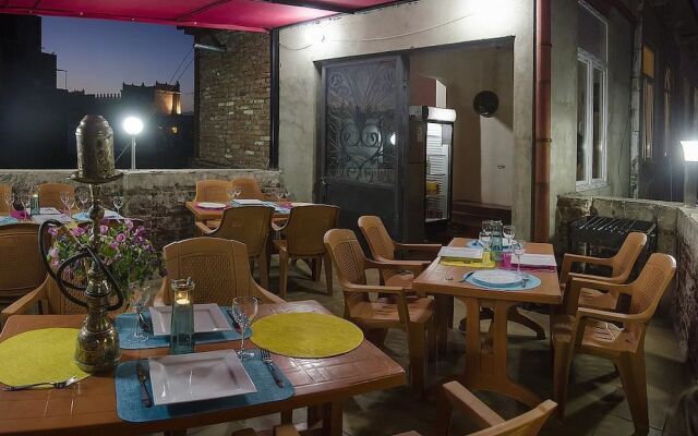 TiflisLux Boutique Hostel