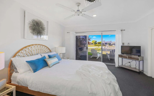 Hibbard Waterfront Escape