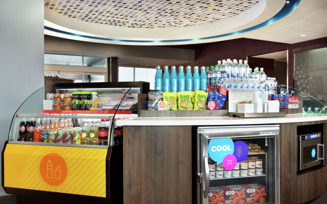 Tru by Hilton Houston Webster NASA