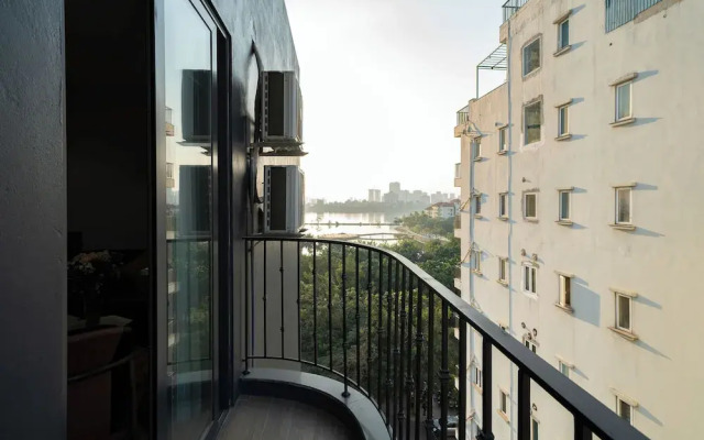 Luxe Paradise Suites Hotel  To Ngoc Van
