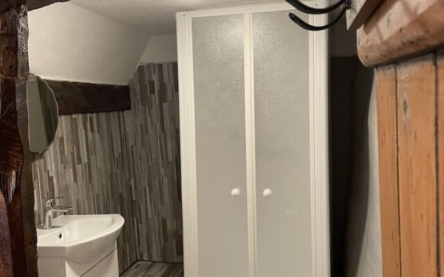 The Hole In The Wall