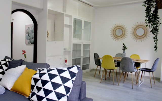 Las Canteras Seaview IV by Canary365