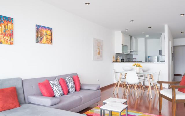 Outstanding Ocean View 2BR 2BA. Pool,Gym
