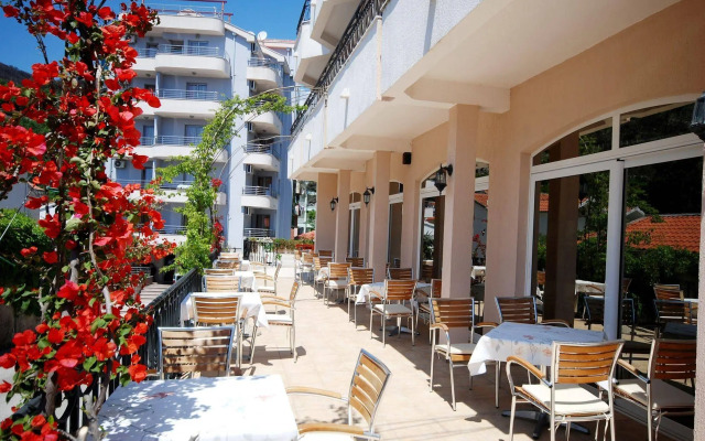 Hotel Magnolija