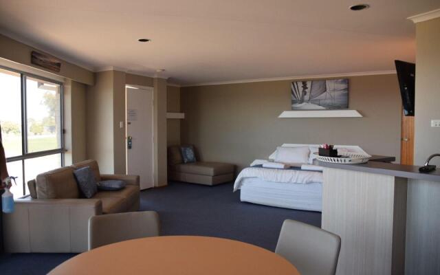 Stansbury Holiday Motel