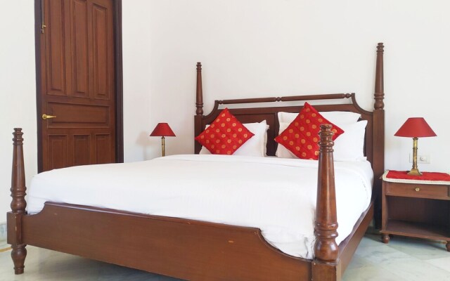 Devraj Villa-A Luxury Homestay with Pool