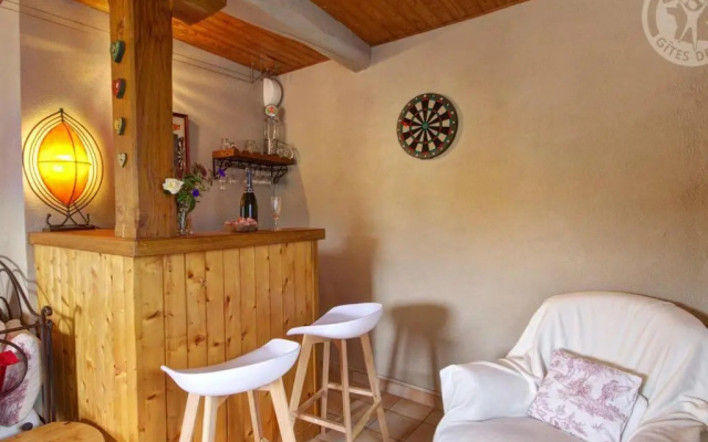 Gîte Belmont-de-la-Loire, 4 pièces, 8 personnes - FR-1-496-32