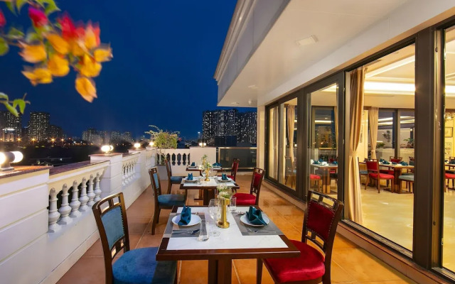 Gloud Hotel