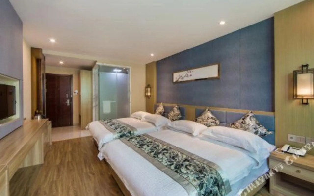 Weiwei Hotel