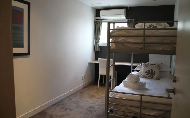 The Ridge Hotel & Apartments