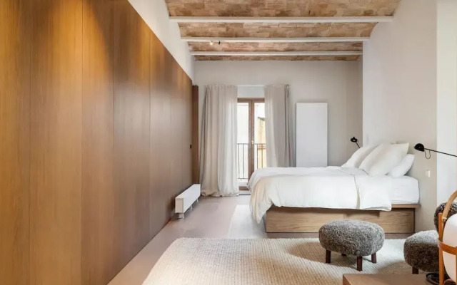 Barcelona Blissful Apartment Escape