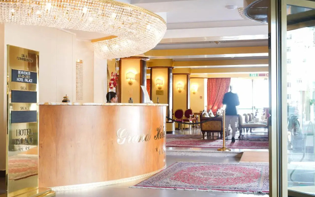 Hotel Palace