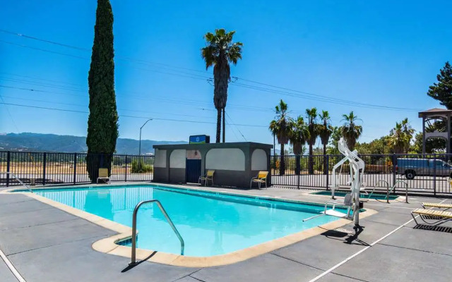 Surestay Hotel By Best Western Ukiah