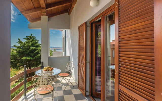 Awesome Home in Cesarica With Wifi and 3 Bedrooms