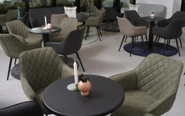 Hotel Cubis