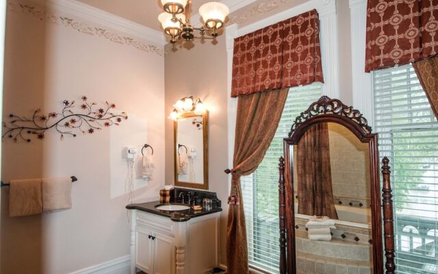 Anniversary Inn - South Temple