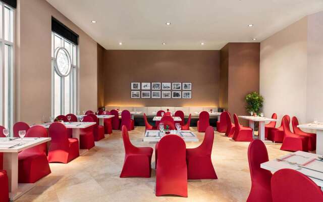 Ramada Plaza by Wyndham Dubai Deira