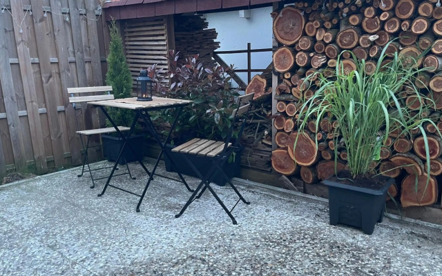 Gemütliche möblierte Souterrain Wohnung