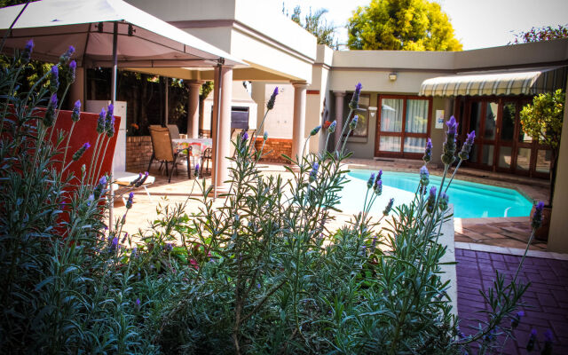 Silver Palms Guest House