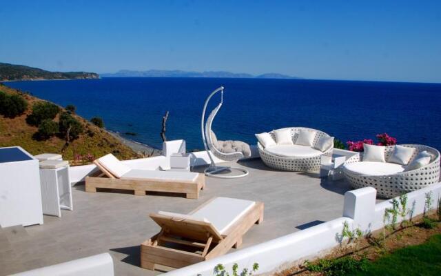 Eroessa Apartments