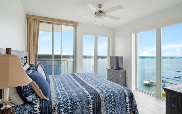 Mustique 1402 4 Bedroom Condo by RedAwning