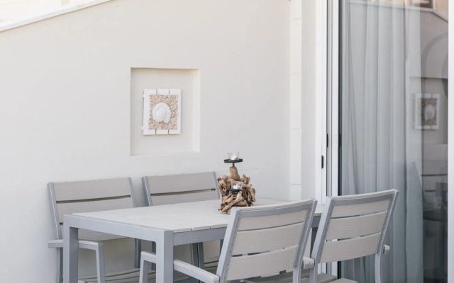 Minthi Boutique Apartments