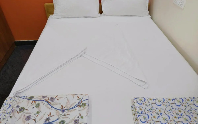 Vijayanagara Home Stay