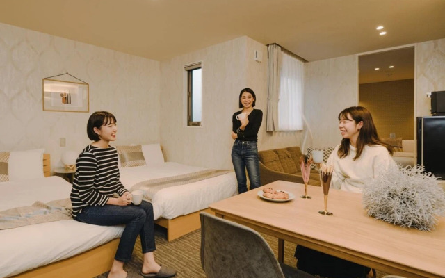 GRAND BASE Gion