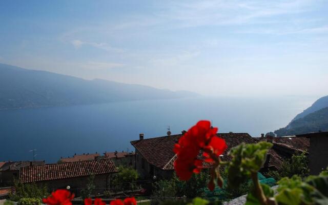 Rustico Kristi - Rebomaholidays