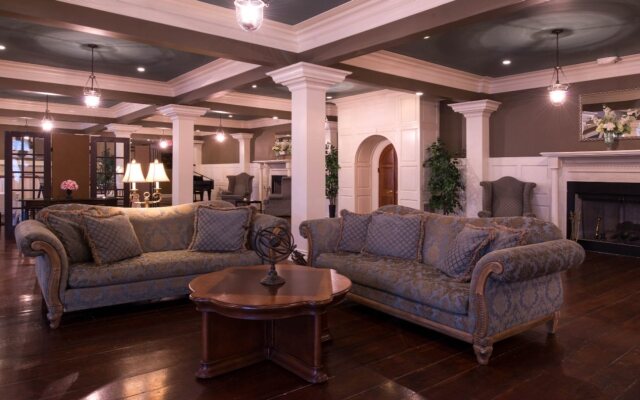 Niagara Crossing Hotel & Spa