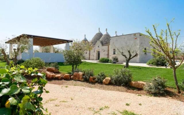 Luxury Trulli Terrarossa With Pool